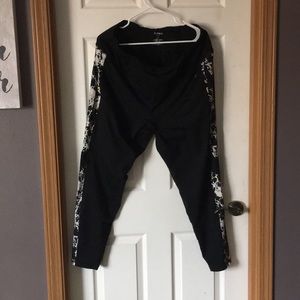 Black splatter leggings